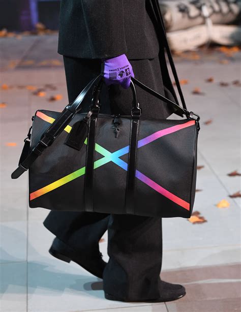 sac louis vuitton arc en ciel|Les collections de Louis Vuitton : Sac Arc de Triomphe.